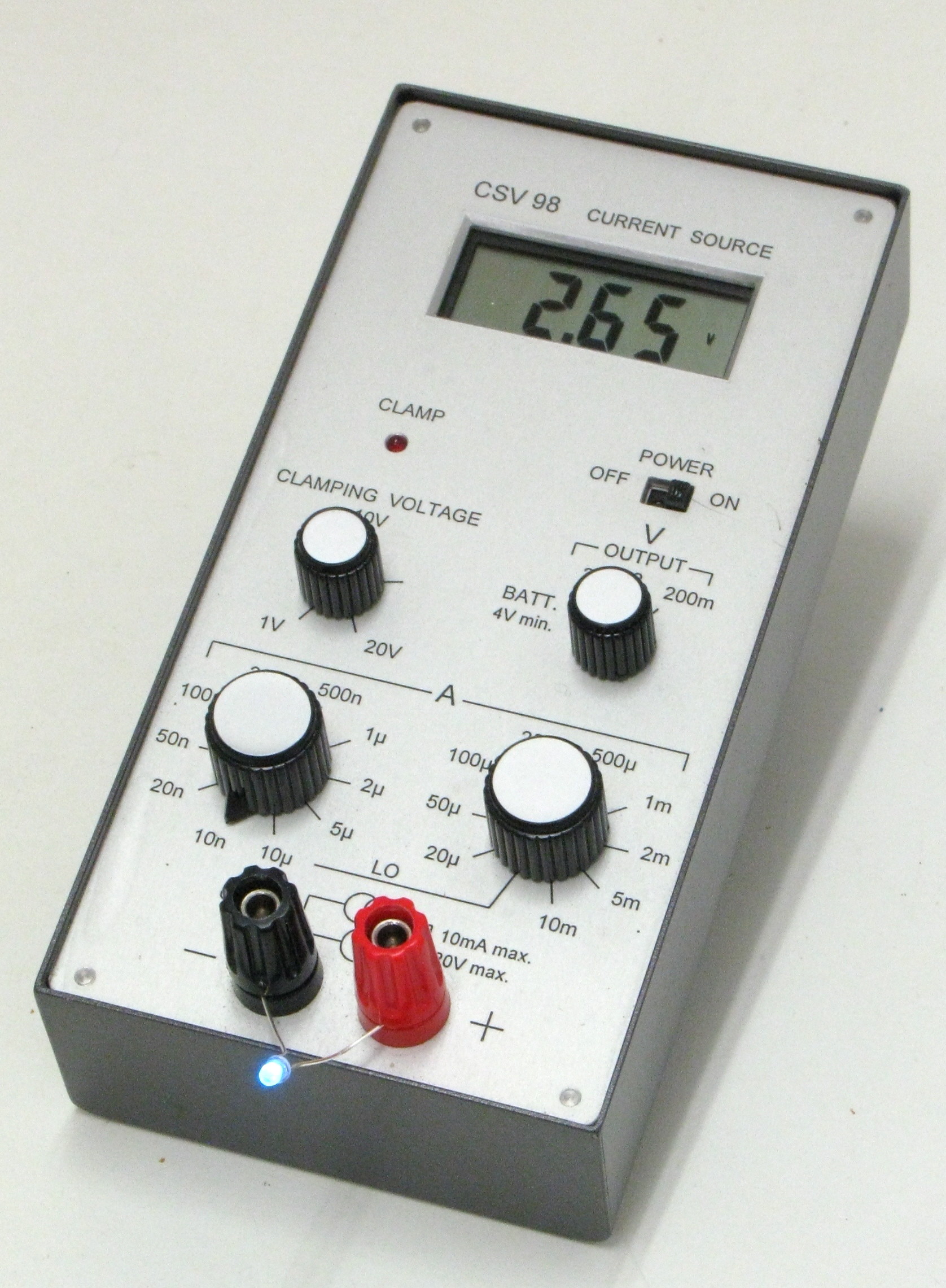 Adjustable DC current source with integrated hi-z DVM [130287-I ...